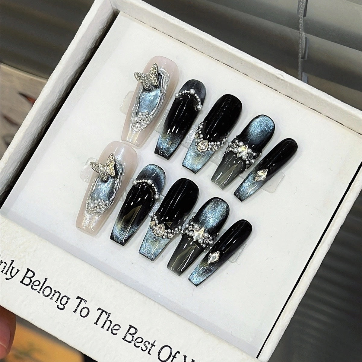 Purely Handmade [Blue Obsidian Star Sea] High-End Blue Cat Eye Rhinestone Luxurious Heavy Craft Niche New Long Wearable Nails